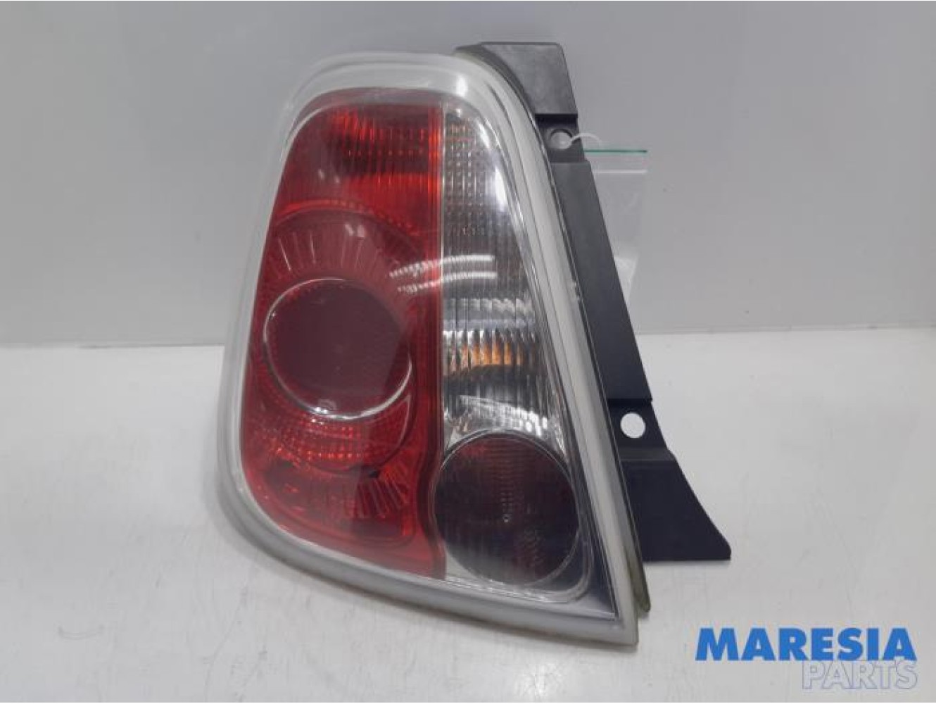 Fiat - 500 - Achterlicht links