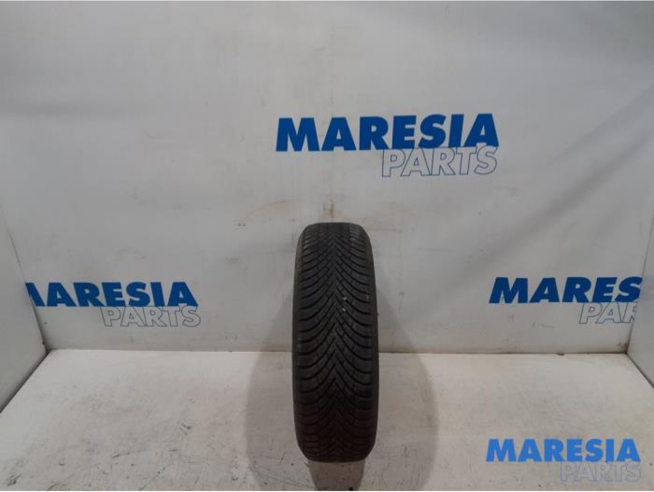 Peugeot - 207 - Tyre