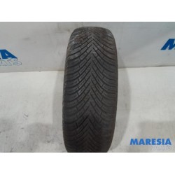 Peugeot - 207 - Tyre