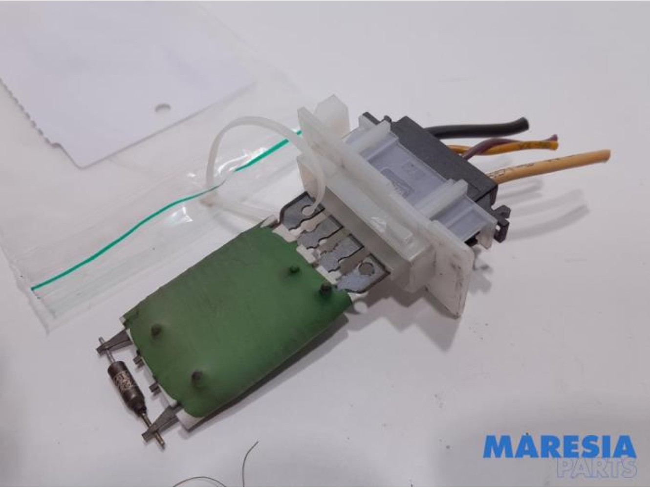 Peugeot - 207 - Heater resistor