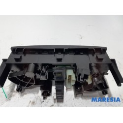 Peugeot - 207 - Heater control panel