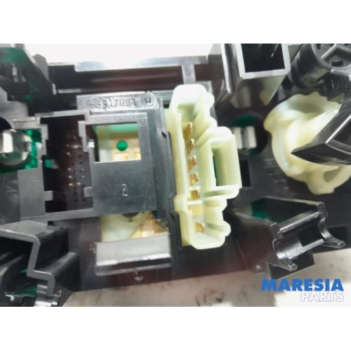 Peugeot - 207 - Heater control panel