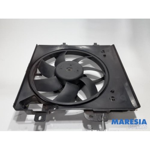 Peugeot - 207 - Fan motor