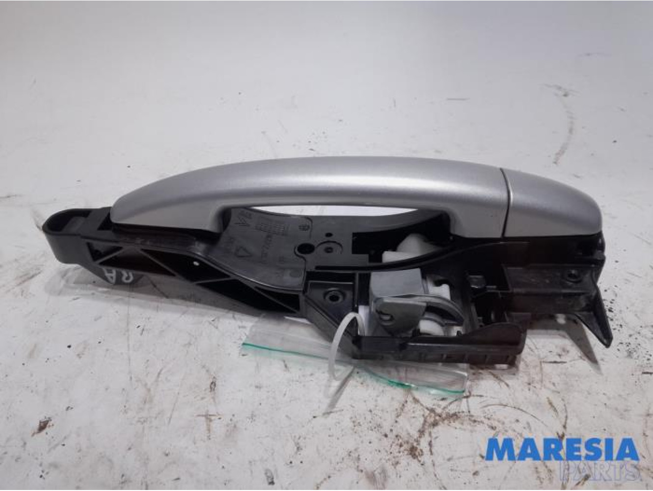 Peugeot - 207 - Poignée portière 4portes arrière droite