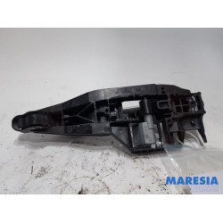 Peugeot - 207 - Portiergreep 4Deurs links-achter