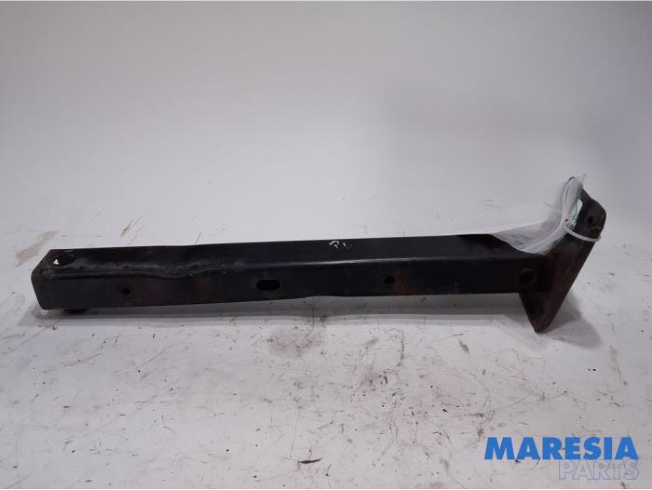Peugeot - 207 - Front part support