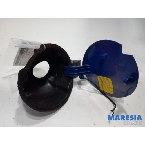 Fiat - Doblo - Tank Klep