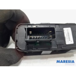 Fiat - Scudo - Multi-functional window switch
