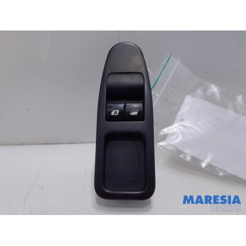 Fiat - Scudo - Multi-functional window switch