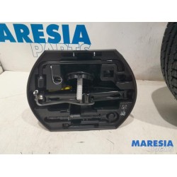 Citroen - C3 - Krikset + reservewiel