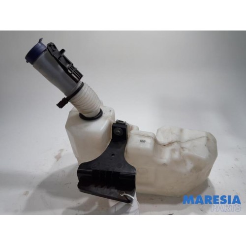 Fiat - Ducato - Front windscreen washer reservoir