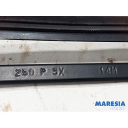 Fiat - Ducato - Front wiper arm