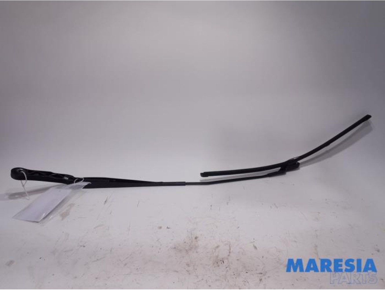 Fiat - Ducato - Front wiper arm