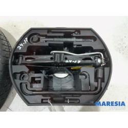 Citroen - C3 - Krikset + reservewiel