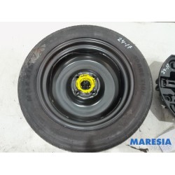 Citroen - C3 - Krikset + reservewiel