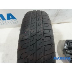Citroen - C3 - Krikset + reservewiel
