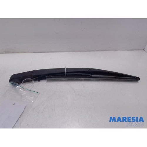 Alfa Romeo - Mito - Ruitenwisserarm achter