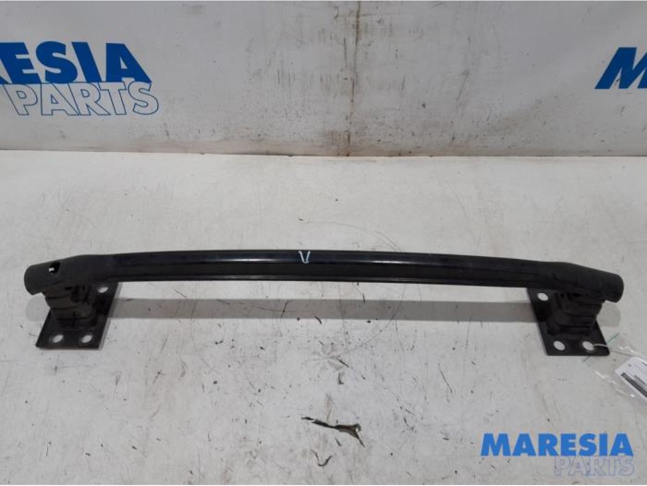 Fiat - 500 - Front bumper frame