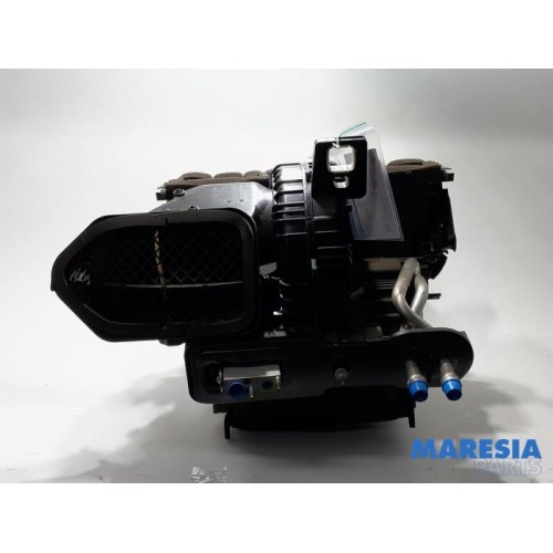 Citroen - C5 - Heater housing