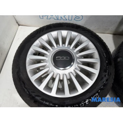 Fiat - 500 - Sportvelgenset + banden