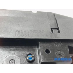 Citroen - C3 - Tailgate lock mechanism