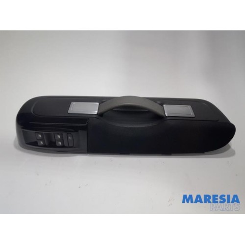 Citroen - C3 - Multi-functional window switch