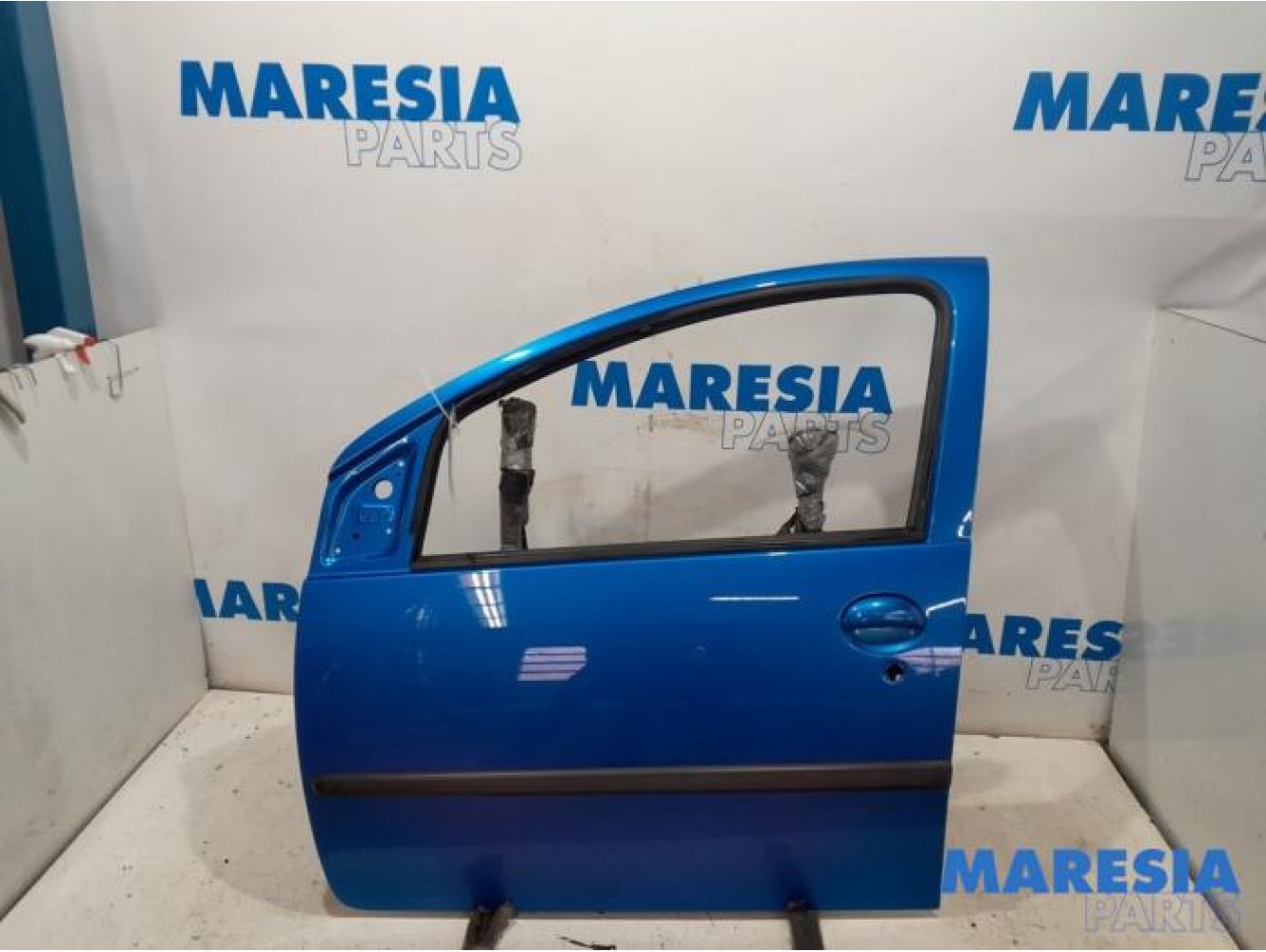 Peugeot - 107 - Portière 4portes avant gauche