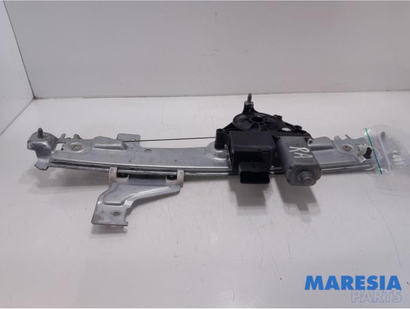 Citroen - C3 - Rear door window mechanism 4-door, right