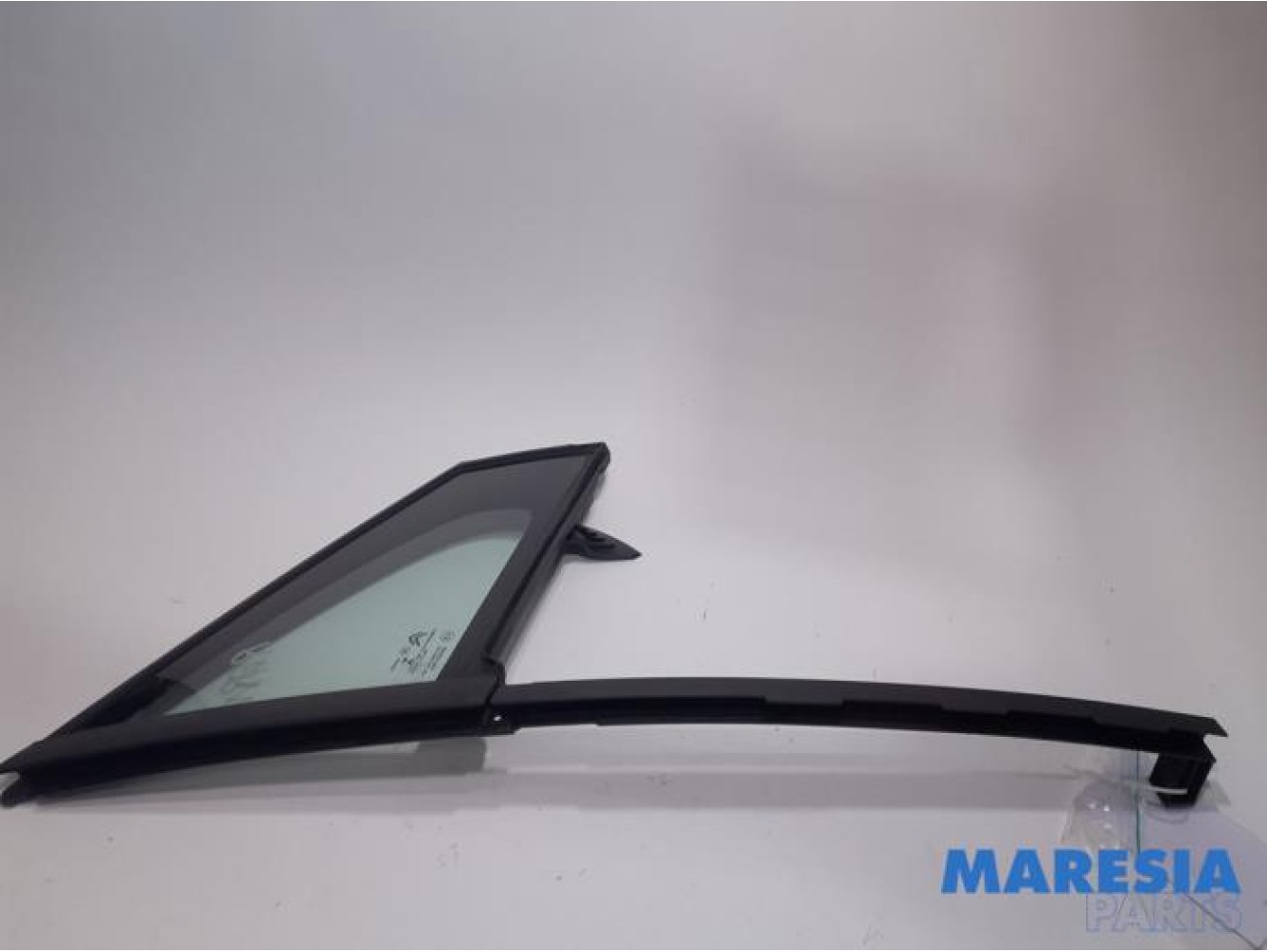 Citroen - C3 - Quarter light, front right