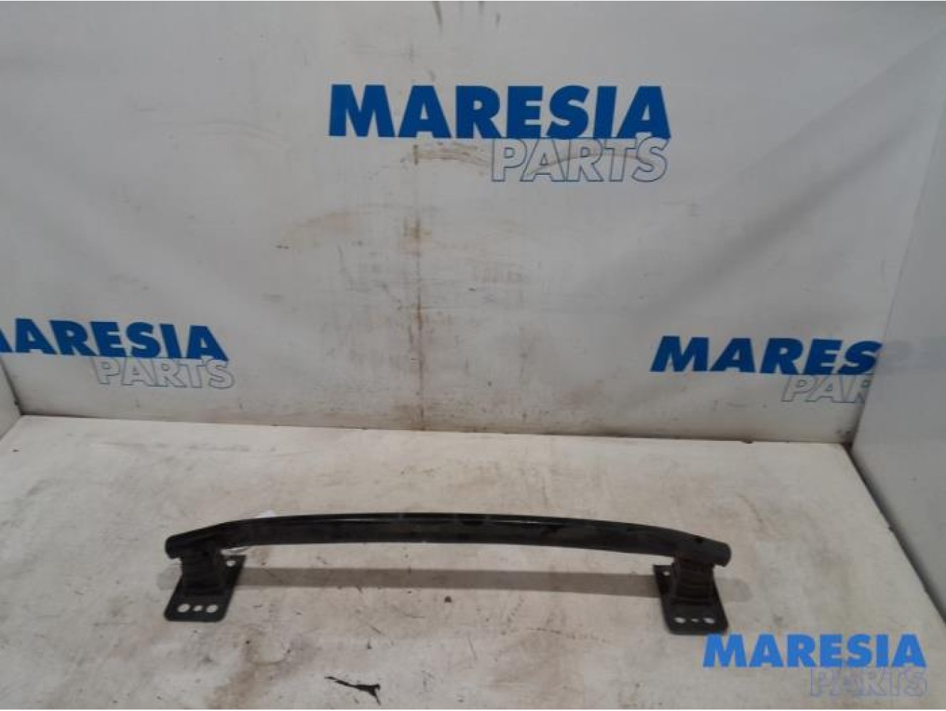 Fiat - 500 - Front bumper frame