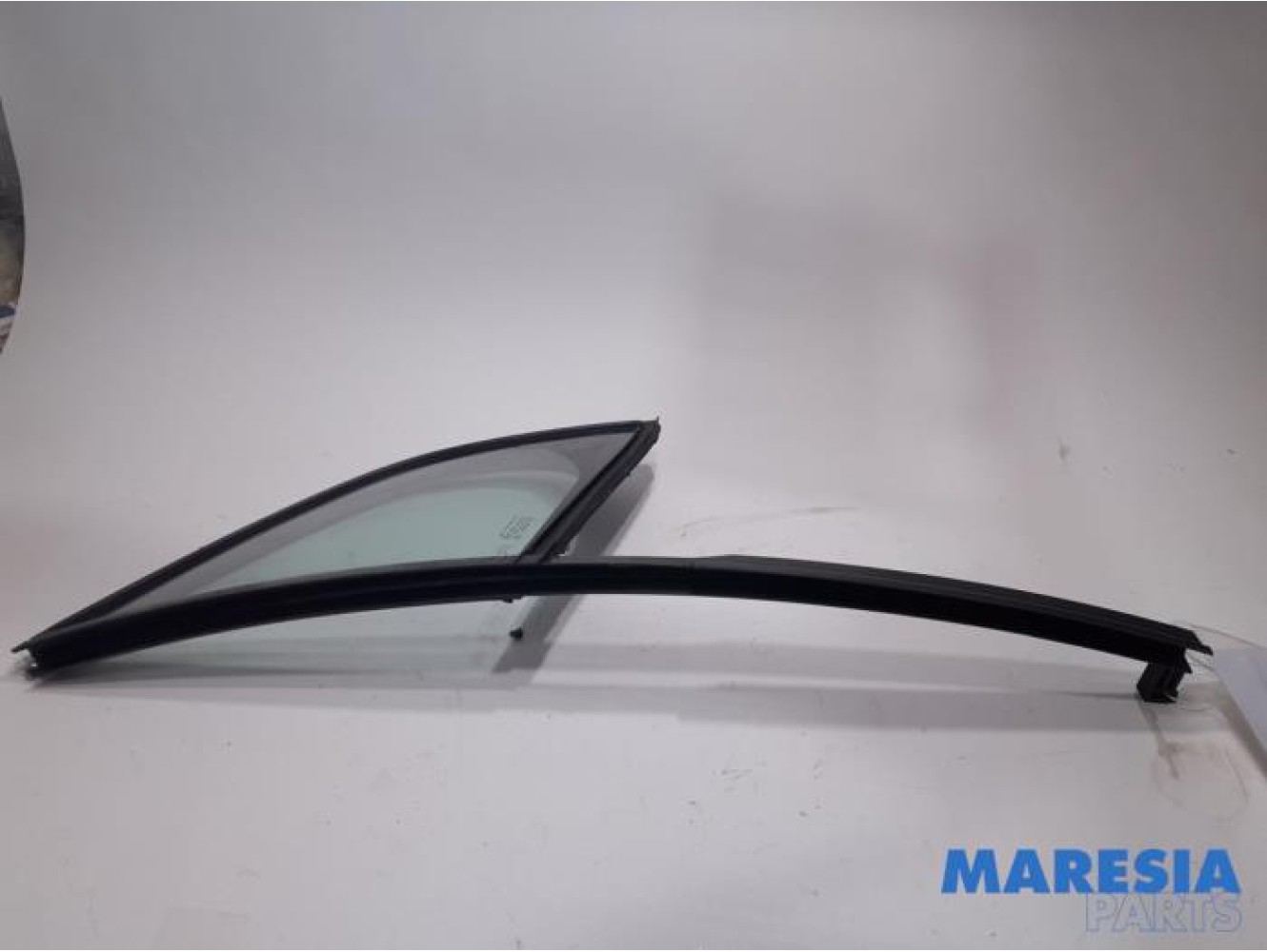 Citroen - C3 - Quarter light, front right