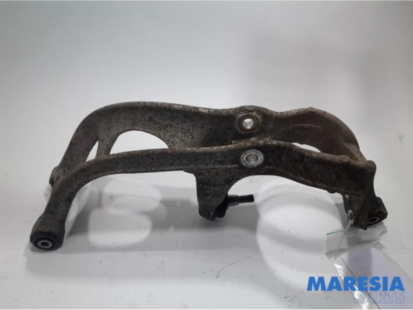 Citroen - C5 - Front wishbone, right