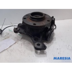 Citroen - C5 - Fusee links-voor