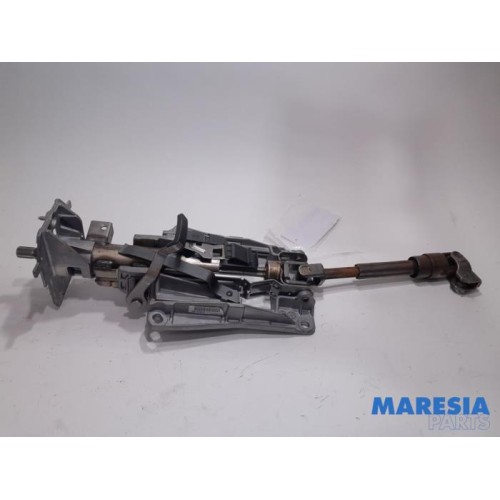 Citroen - C5 - Steering column housing