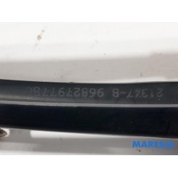 Citroen - C5 - Front wiper arm