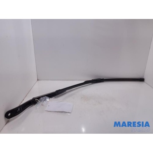 Citroen - C3 - Front wiper arm