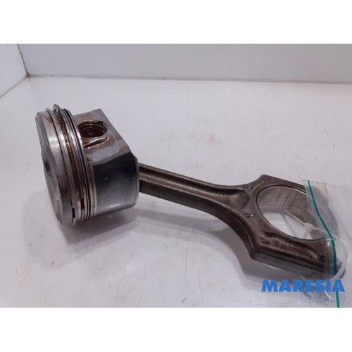 Citroen - C5 - Piston