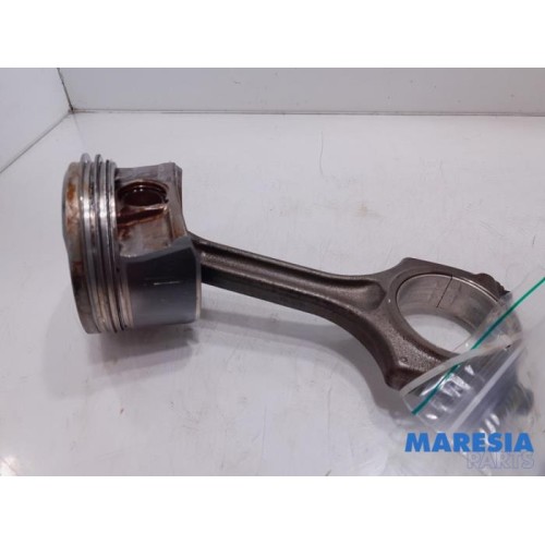 Citroen - C5 - Piston
