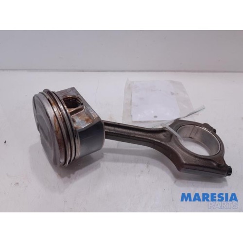 Citroen - C5 - Piston