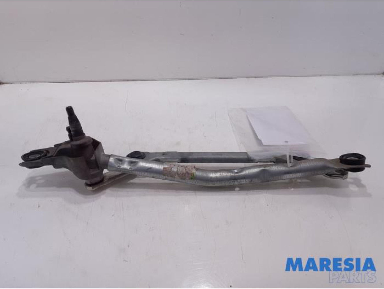Peugeot - 107 - Wiper mechanism