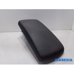 Citroen - C5 - Armrest