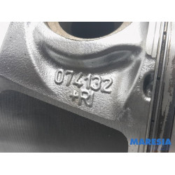 Citroen - DS3 - Connecting rod