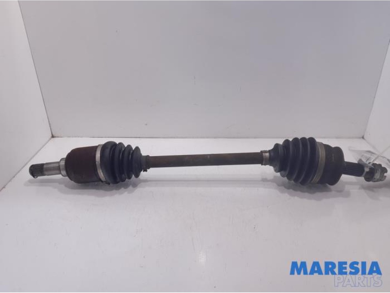 Fiat - 500 - Aandrijfas links-voor