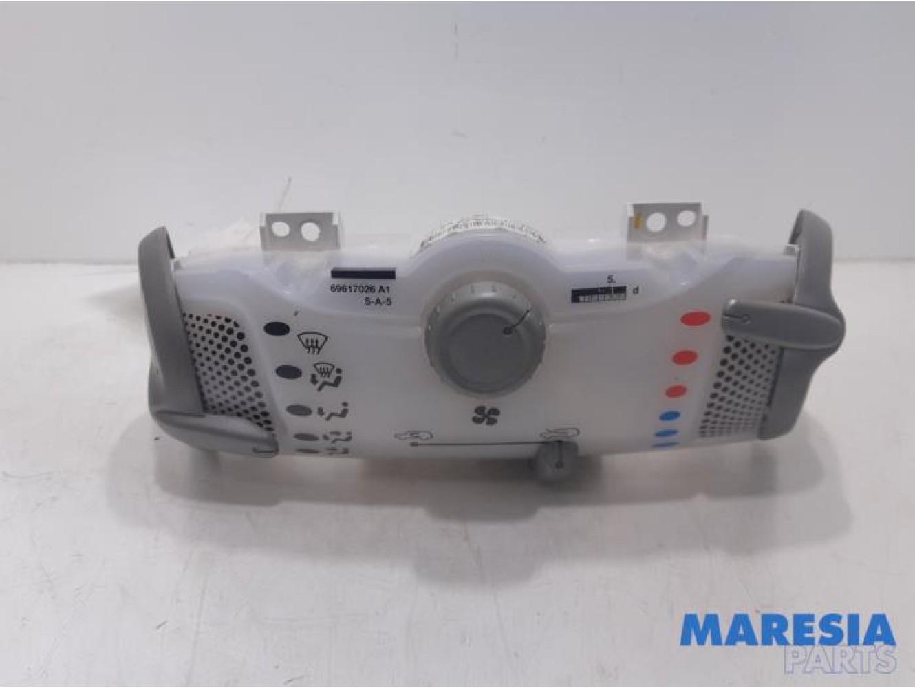 Peugeot - 107 - Heater control panel