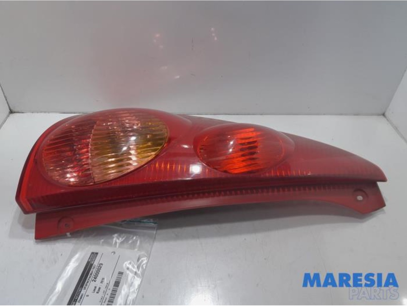 Peugeot - 107 - Achterlicht links