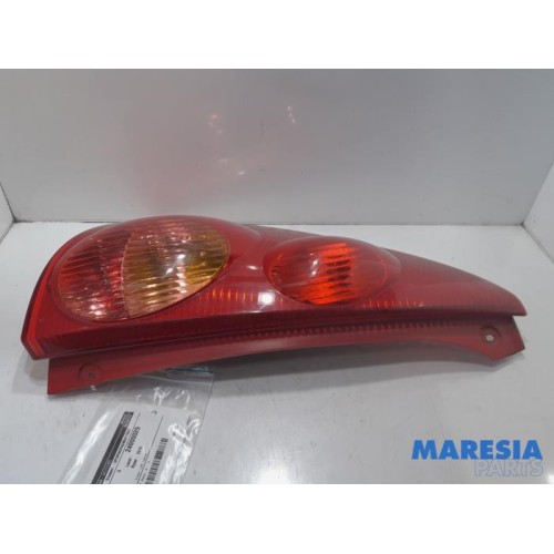 Peugeot - 107 - Achterlicht links
