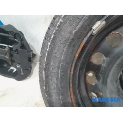 Renault - Twingo - Krikset + reservewiel