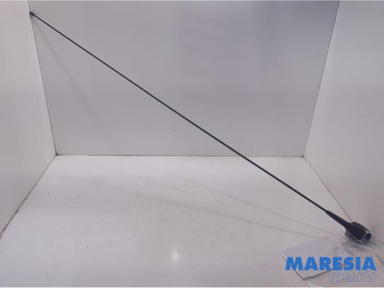 Peugeot - 107 - Antenna