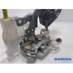 Peugeot - 107 - Front door lock mechanism 4-door, right
