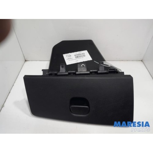 Fiat - Panda - Glovebox